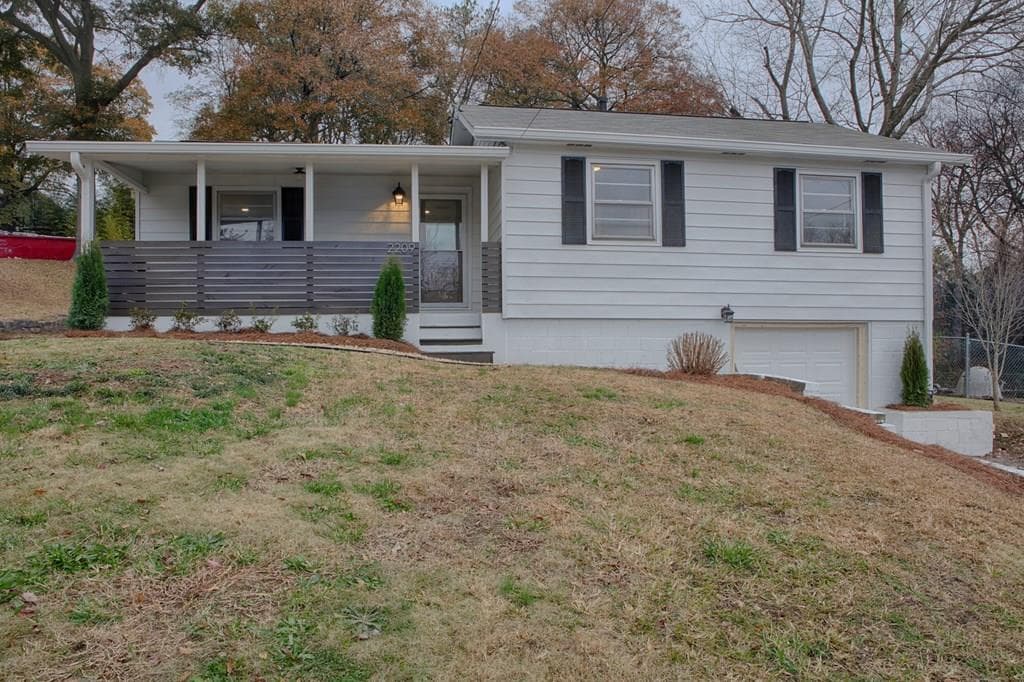 3 bedroom, 1,496 sq ft single family residence sold at 2209 Misty Lane, Smyrna, GA 30080