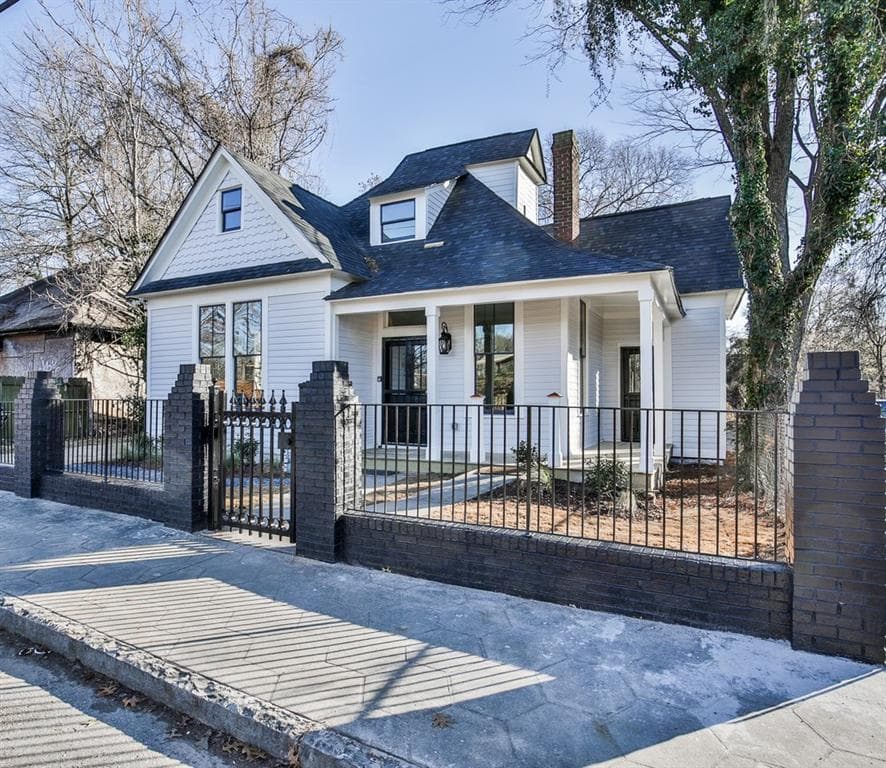 3 bedroom, 1,846 sq ft single family residence sold at 736 Lillian Avenue, Atlanta, GA 30310