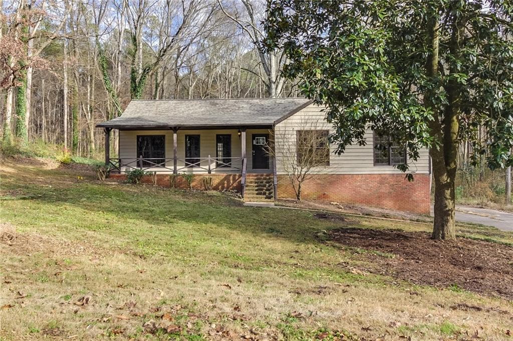 3 bedroom, 1,466 sq ft single family residence sold at 411 Hobo Lane, Woodstock, GA 30189