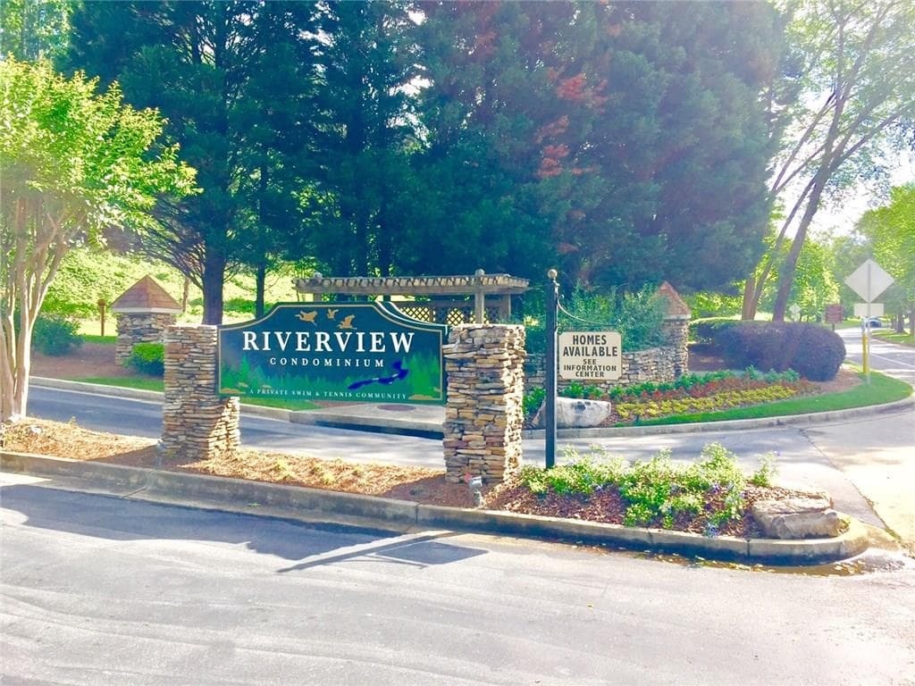 1806 Riverview Drive, Marietta, GA 30067 — most recent listing photo