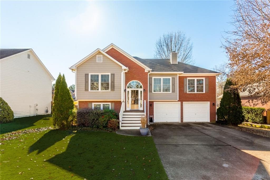 318 Lisa Lane, Acworth, GA 30102 — most recent listing photo