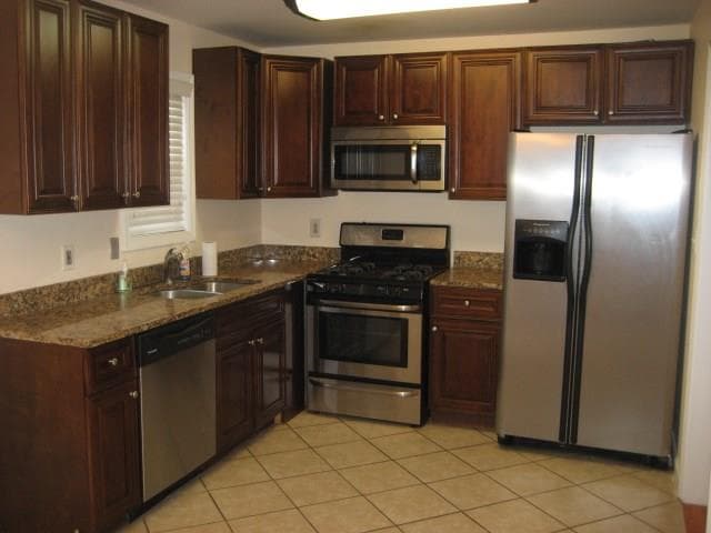 5657 Kingsport Drive, Atlanta, GA 30342 — most recent listing photo