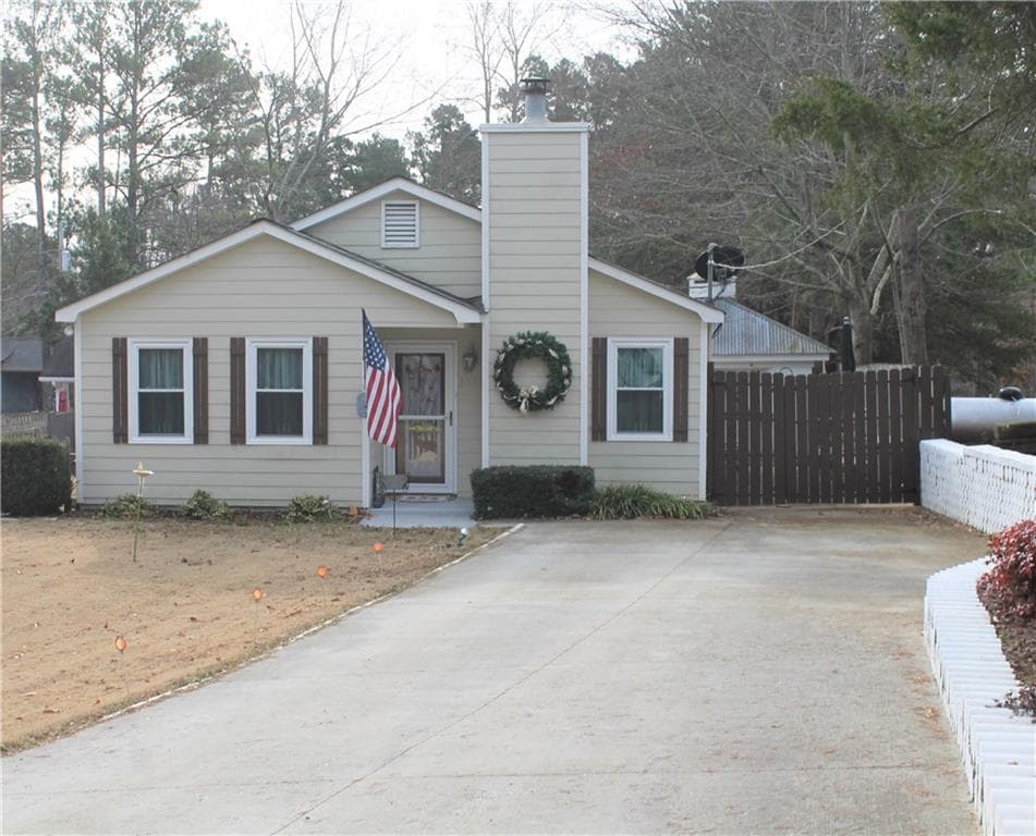 5325 Chrysler Drive, Cumming, GA 30041 — most recent listing photo