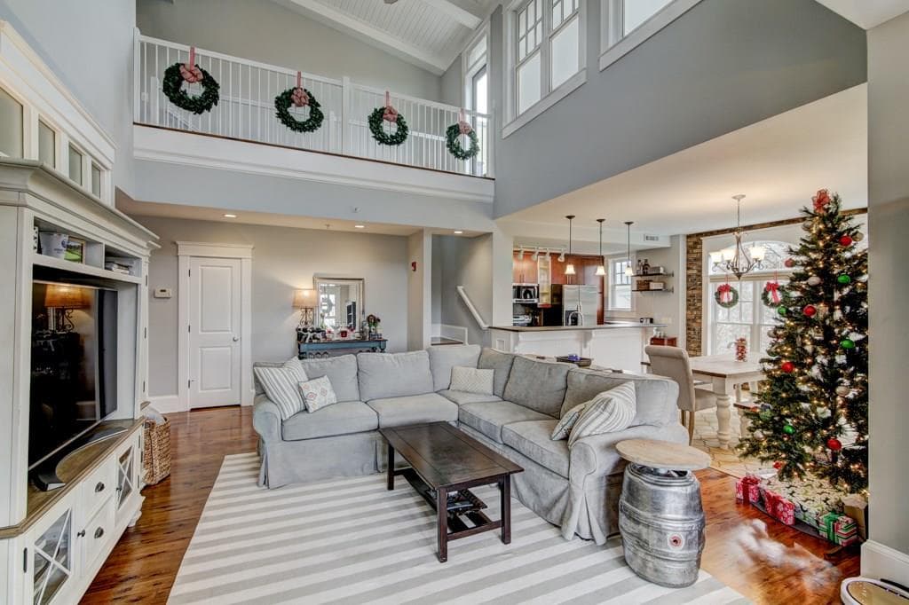 1894 Gordon Manor, Atlanta, GA 30307 — most recent listing photo