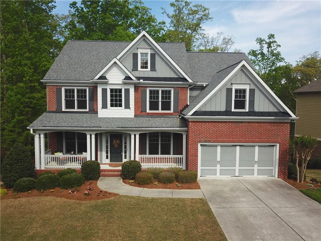 5 bedroom, 3,506 sq ft single family residence sold at 7405 WHISTLING DUCK Way, Flowery Branch, GA 30542