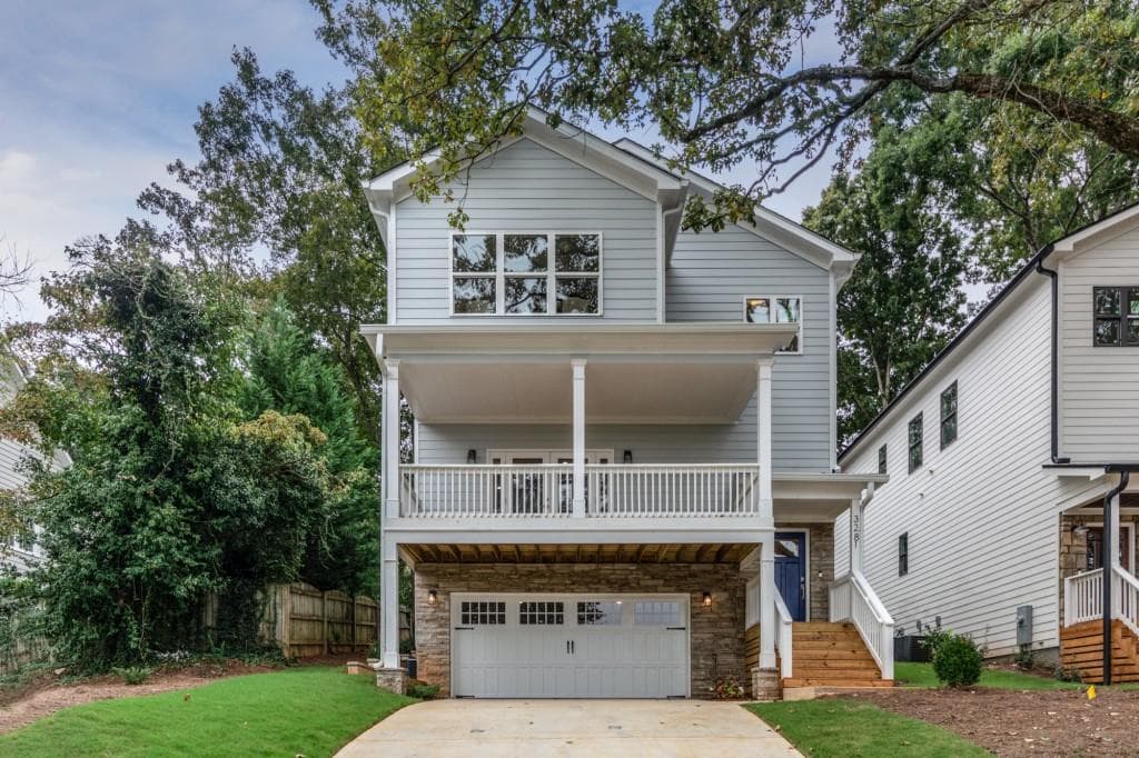 4 bedroom, 3,875 sq ft single family residence sold at 3281 Cates Avenue, Brookhaven, GA 30319