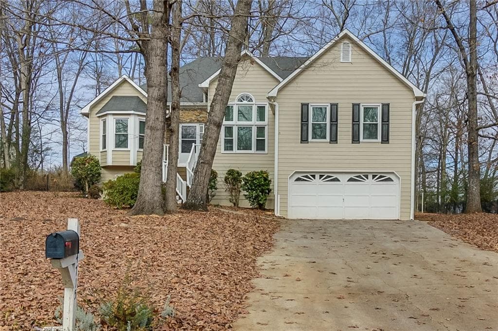 4715 Newberry Drive, Cumming, GA 30040 — most recent listing photo