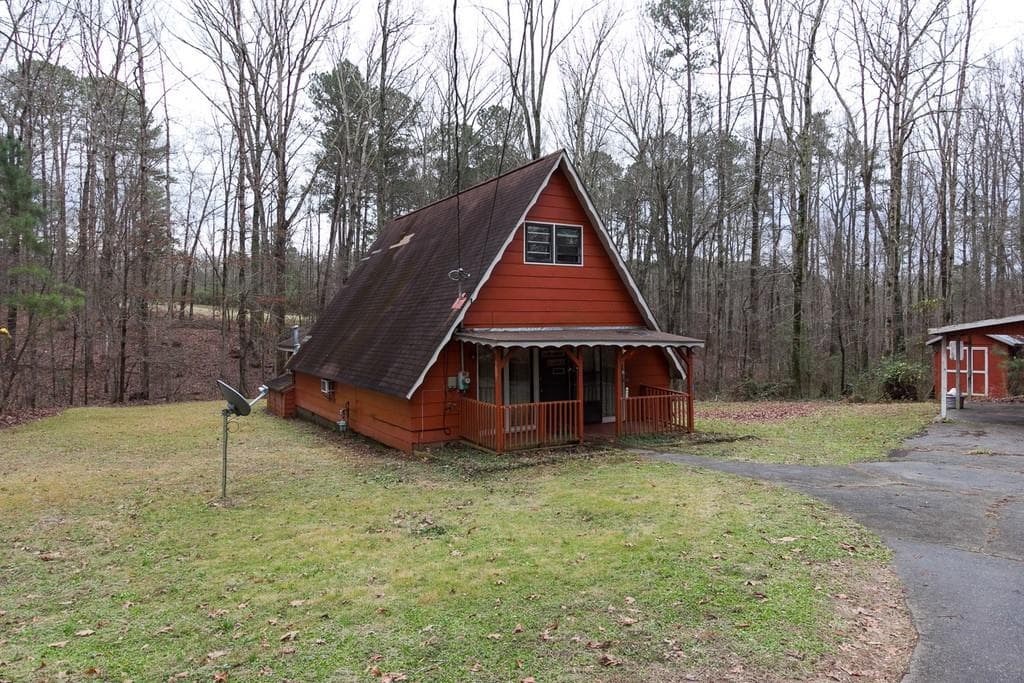 5556 Ashland Farm Road, Oxford, GA 30054 — most recent listing photo