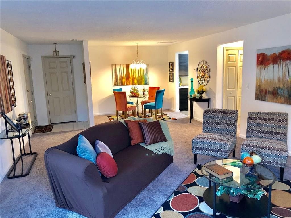 902 Bridge Lane, Smyrna, GA 30082 — most recent listing photo