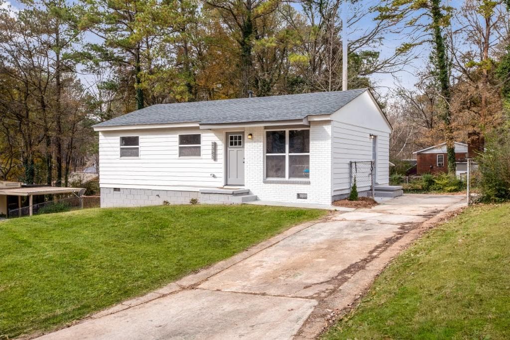 2383 Arno Court, Atlanta, GA 30318 — most recent listing photo