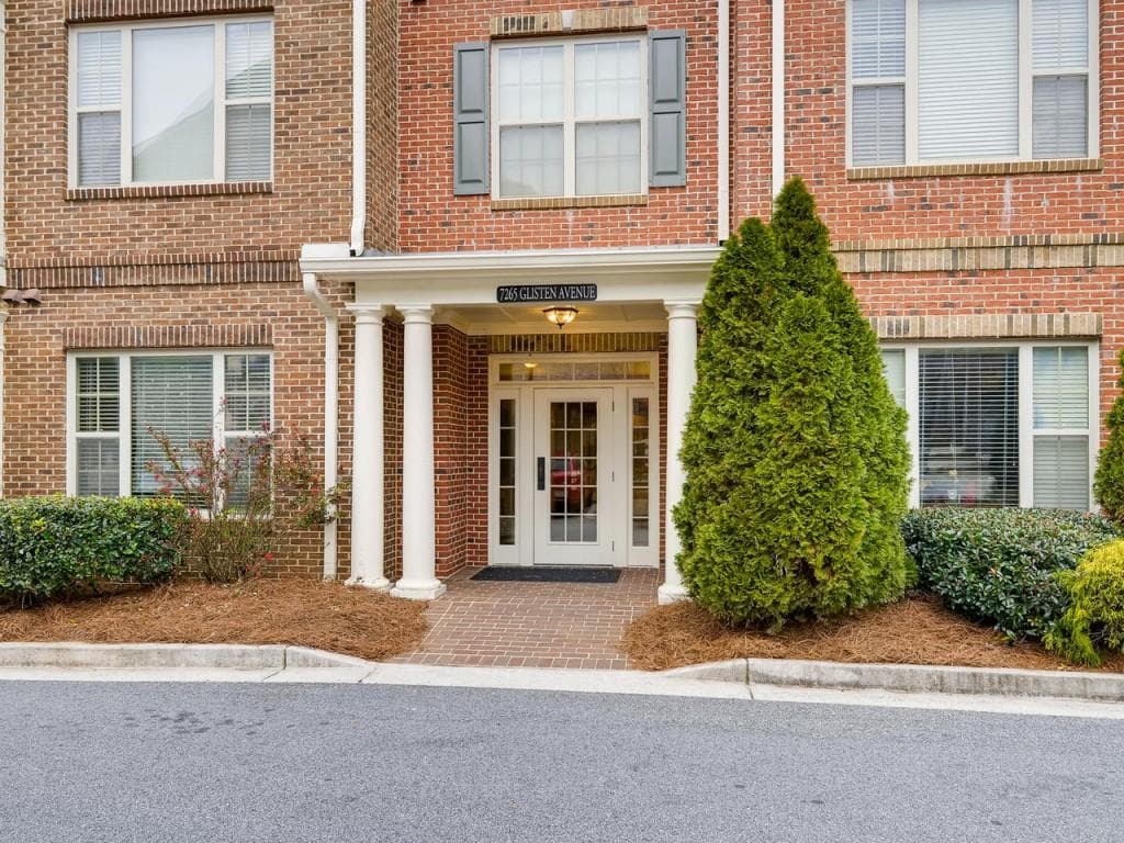 2 bedroom, 1,138 sq ft condominium sold at 7265 Glisten Avenue 120, Sandy Springs, GA 30328