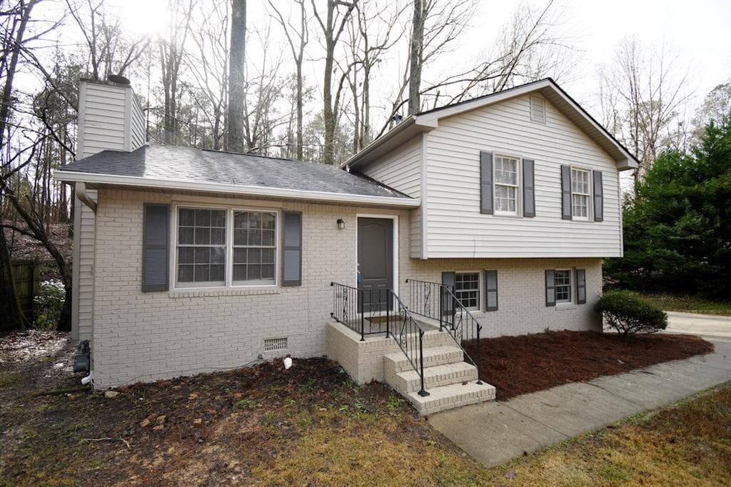 3 bedroom single family residence sold at 4627 Hamlet, Conyers, GA 30094