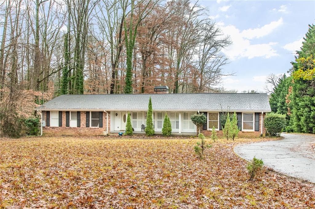 1305 Loch Lomond Trail, Atlanta, GA 30331 — most recent listing photo
