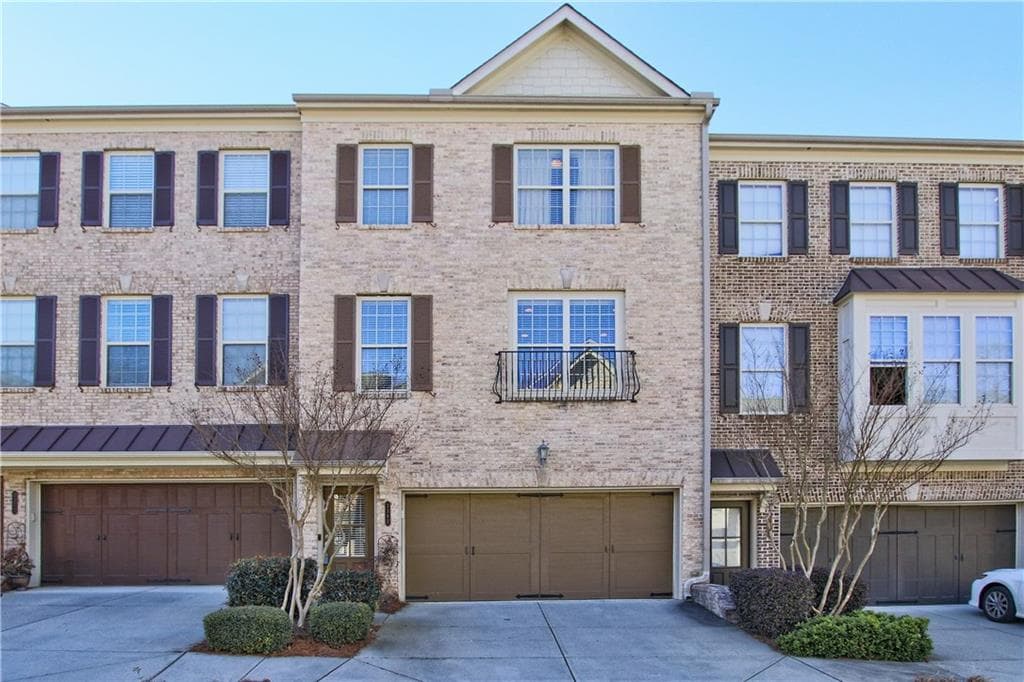 3382 Willow Oak Drive 9, Norcross, GA 30092 — most recent listing photo