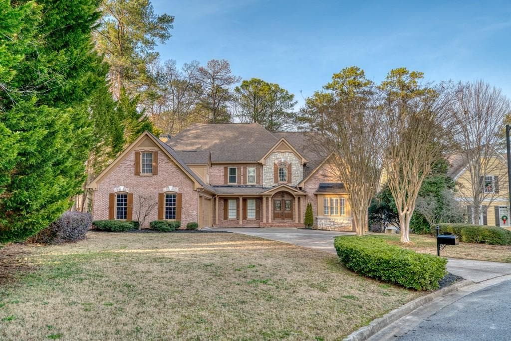 35 HEATHERLEIGH Court, Marietta, GA 30068 — most recent listing photo