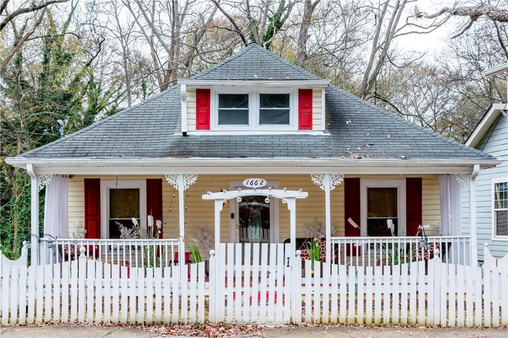 1662 Connally Drive, East Point, GA 30344 — most recent listing photo
