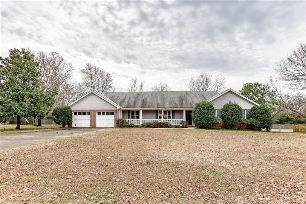 13 Crescent Drive, Cartersville, GA 30120 — most recent listing photo