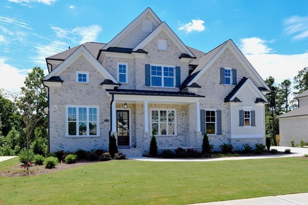 5 bedroom, 3,345 sq ft single family residence sold at 5225 Regency Point Drive, Suwanee, GA 30024