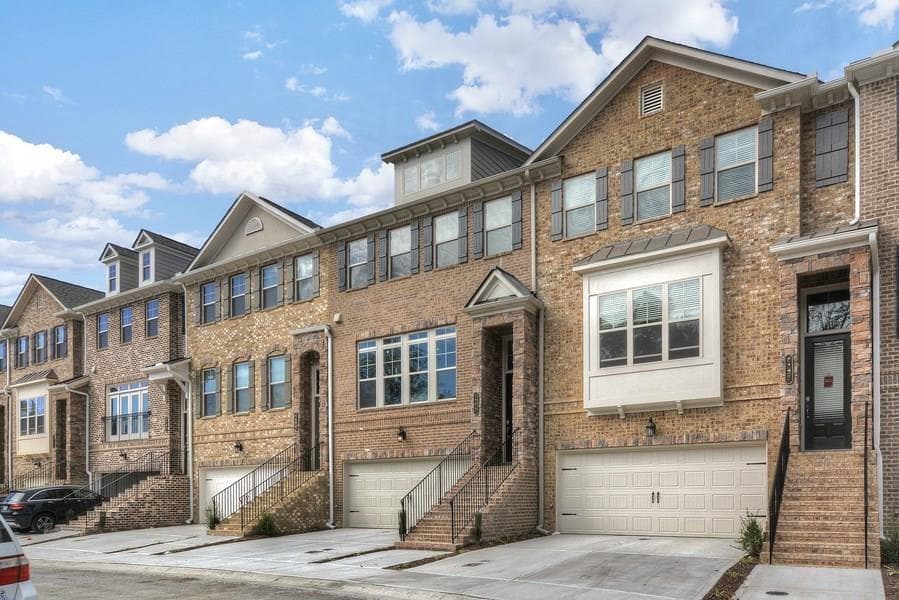4129 Townsend Lane 71, Dunwoody, GA 30346 — most recent listing photo