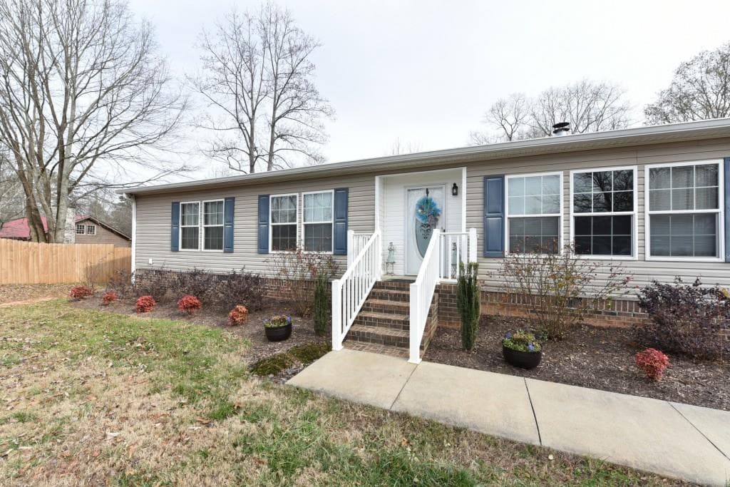 5037 Latty Road, Lula, GA 30554 — most recent listing photo