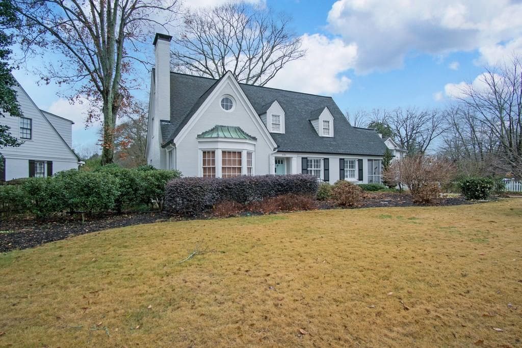 3 bedroom, 2,377 sq ft single family residence sold at 626 CLAIREMONT Avenue, Decatur, GA 30030