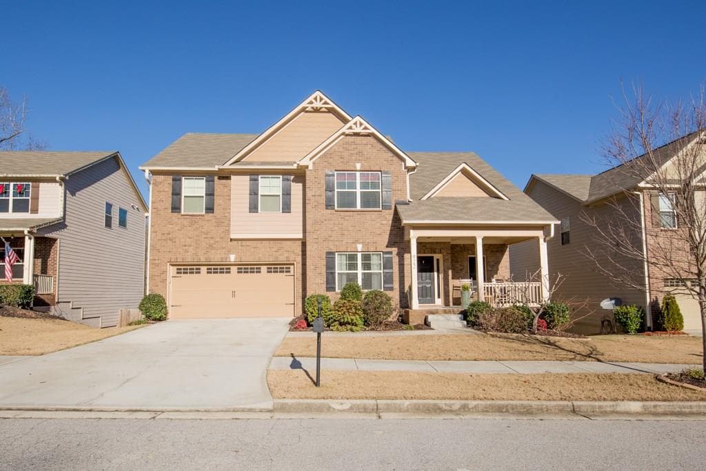 5 bedroom, 2,682 sq ft single family residence sold at 922 Whitfield Oak Road, Auburn, GA 30011