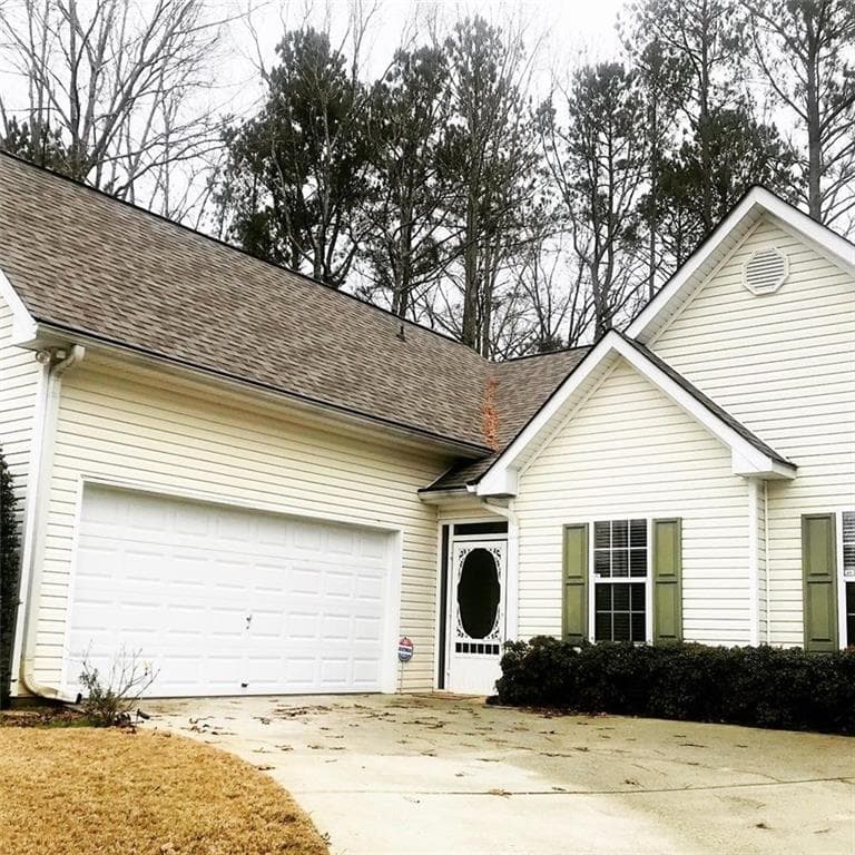6116 Live Oak Drive, Flowery Branch, GA 30542 — most recent listing photo