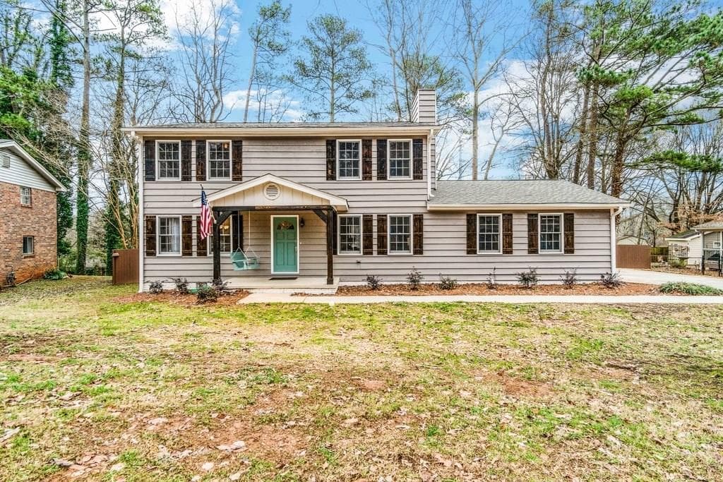 3 bedroom, 1,952 sq ft single family residence sold at 3935 GREEN FOREST Lane, Smyrna, GA 30082