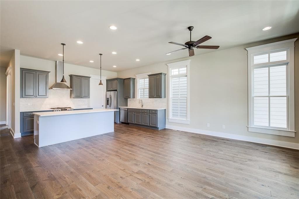 4 bedroom, 2,480 sq ft single family residence sold at 798 Grove Bend, Decatur, GA 30030