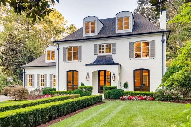 5 bedroom single family residence sold at 5059 Powers Ferry Road, Atlanta, GA 30327