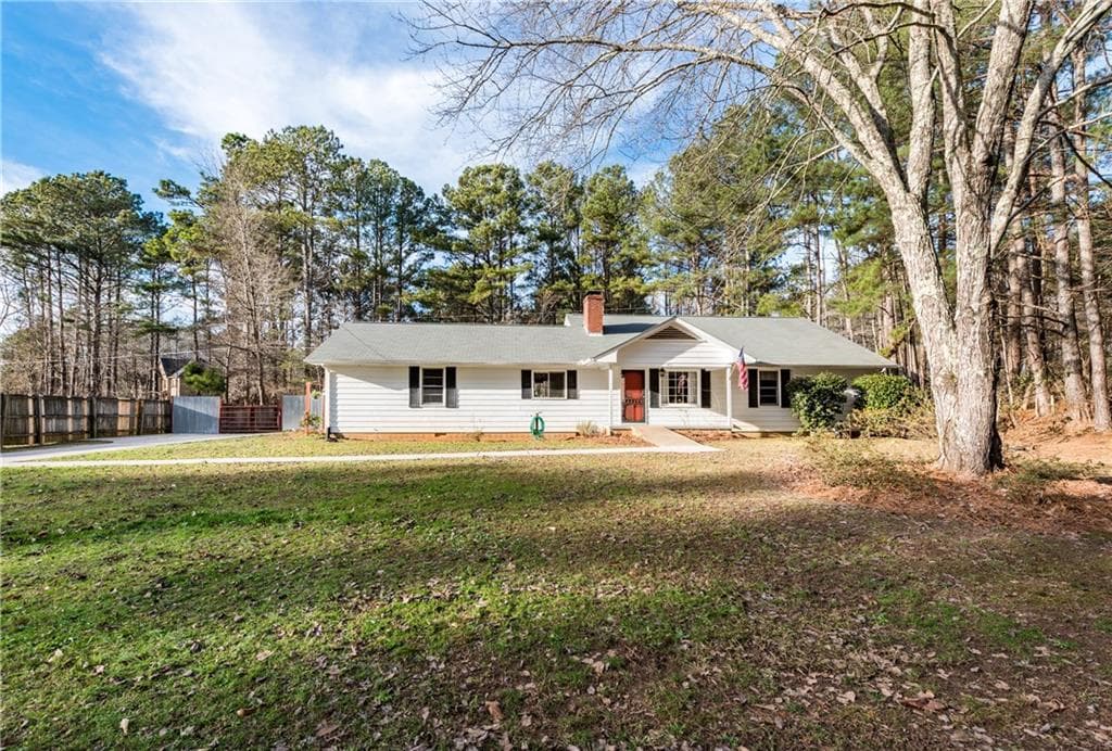 2 bedroom, 1,469 sq ft single family residence sold at 451 Old Brown Road, Alpharetta, GA 30004