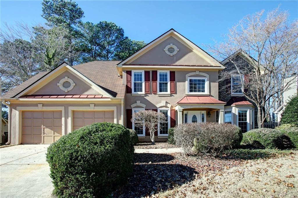 4 bedroom, 3,000 sq ft single family residence sold at 11800 Windbrooke Way, Alpharetta, GA 30005