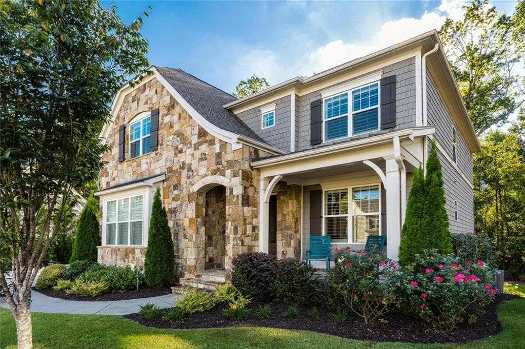 6 bedroom, 5,215 sq ft single family residence sold at 3453 Nettle Lane, Roswell, GA 30075