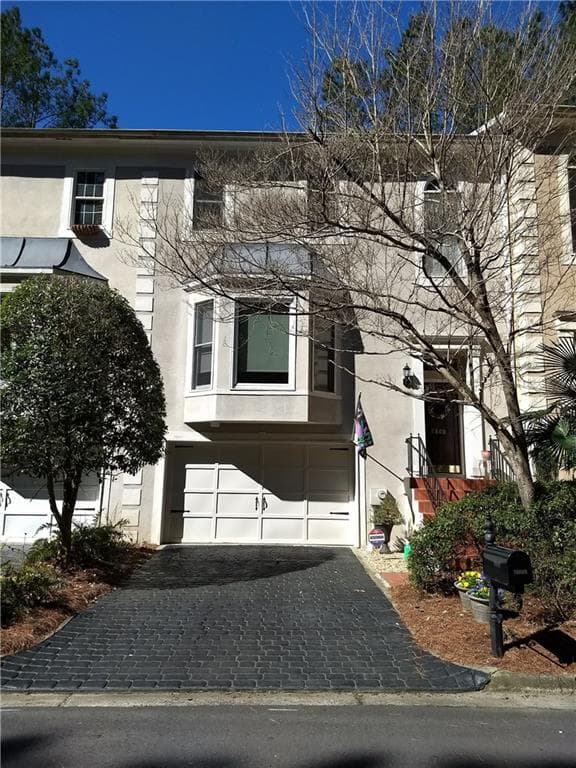 3 bedroom townhouse sold at 8880 Niblick Drive, Johns Creek, GA 30022