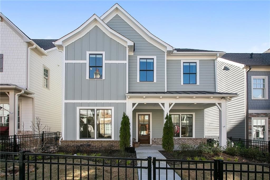 4 bedroom, 2,755 sq ft single family residence sold at 1917 Red Eagle Walk, Atlanta, GA 30318