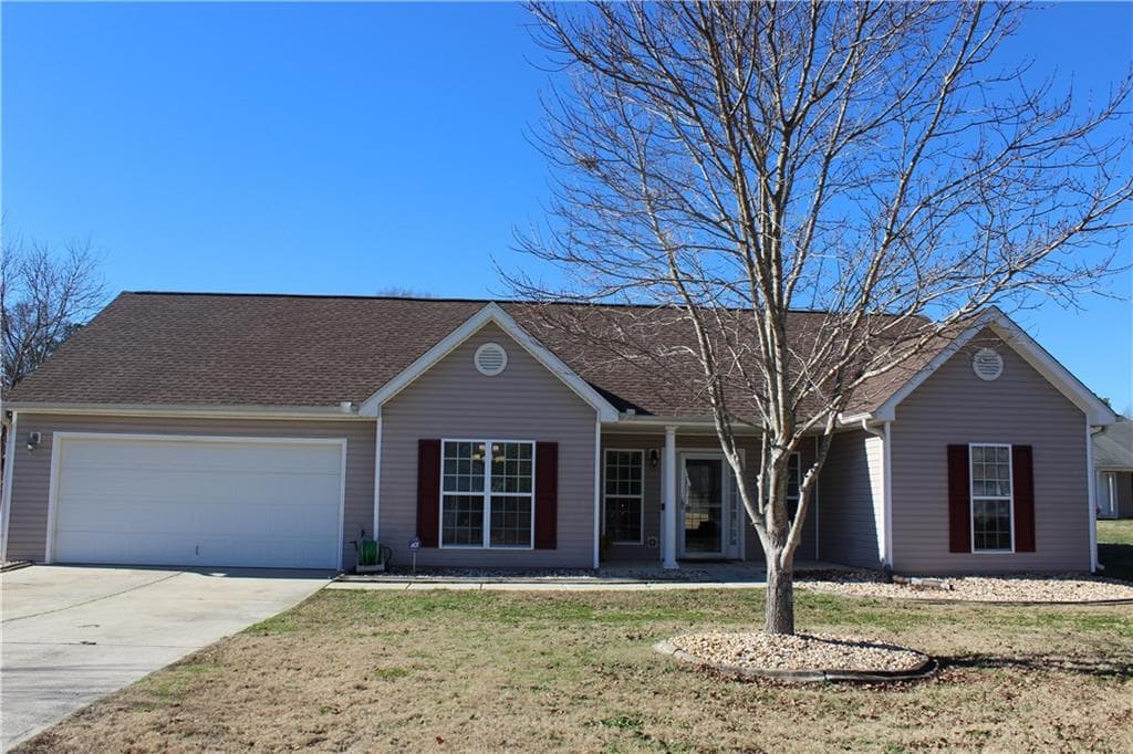 35 Creek Bend Trail, Oxford, GA 30054 — most recent listing photo