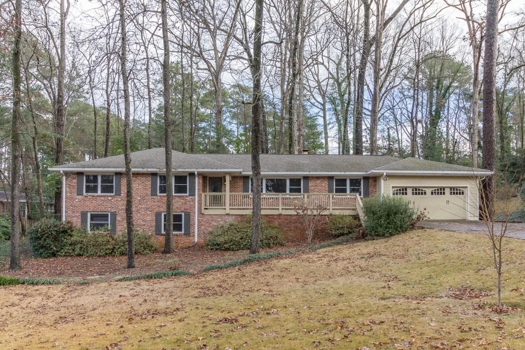 4 bedroom, 2,132 sq ft single family residence sold at 1953 Fisher Trail, Atlanta, GA 30345