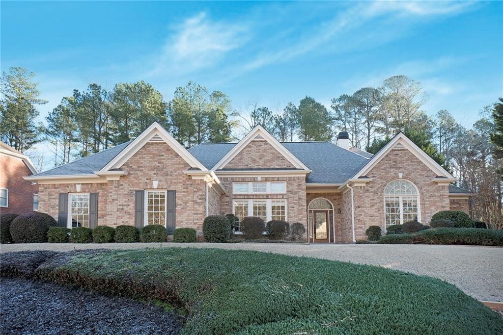 4 bedroom, 3,889 sq ft single family residence sold at 731 Bentgrass Court, Dacula, GA 30019