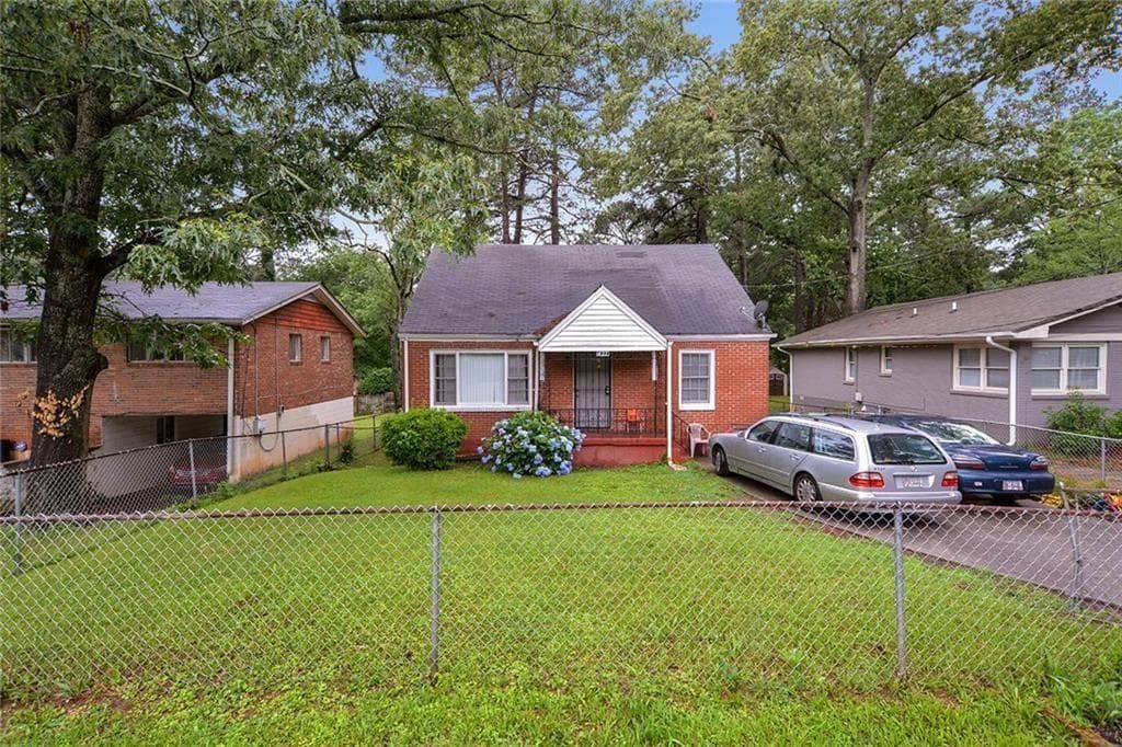 2 bedroom, 1,056 sq ft single family residence sold at 427 Hooper Street, Atlanta, GA 30317