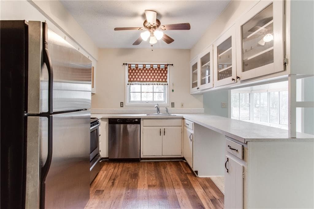 2 bedroom, 1,245 sq ft condominium sold at 3825 Lavista Road F4, Tucker, GA 30084
