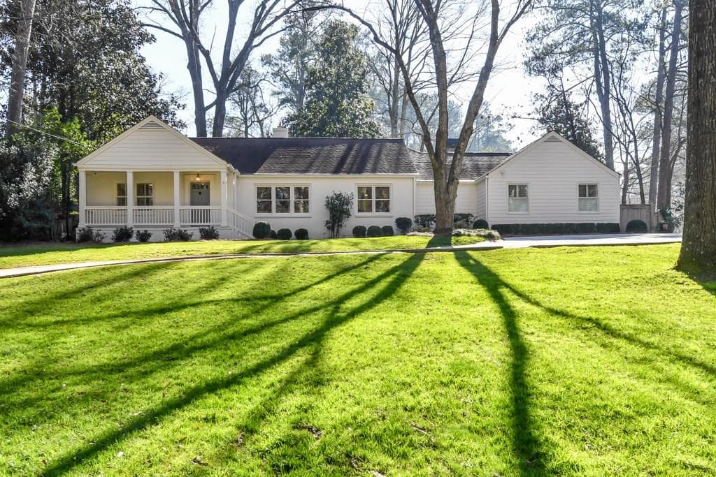 860 Wesley Drive, Atlanta, GA 30305 — most recent listing photo