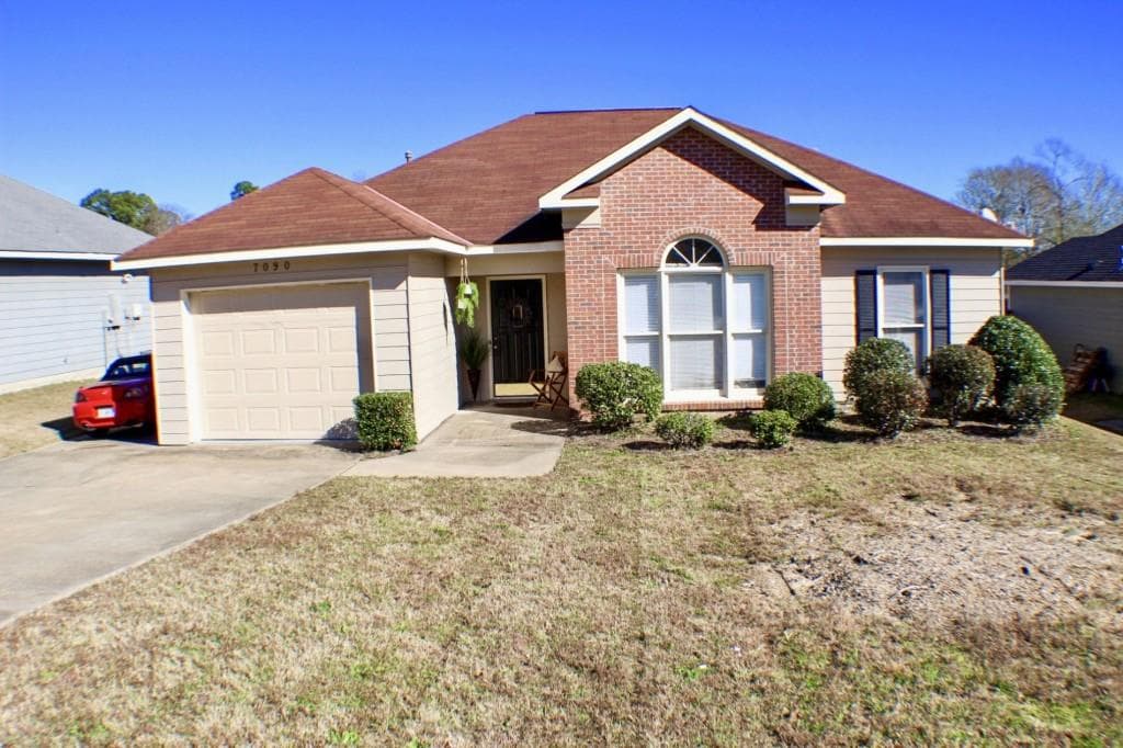 7090 Vinings Way, Columbus, GA 31907 — most recent listing photo