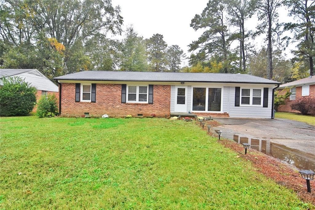 2207 Clearwater Drive, Marietta, GA 30067 — most recent listing photo