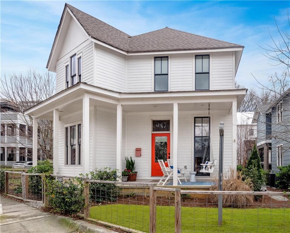 4 bedroom, 2,004 sq ft single family residence sold at 987 Kirkwood Avenue, Atlanta, GA 30316