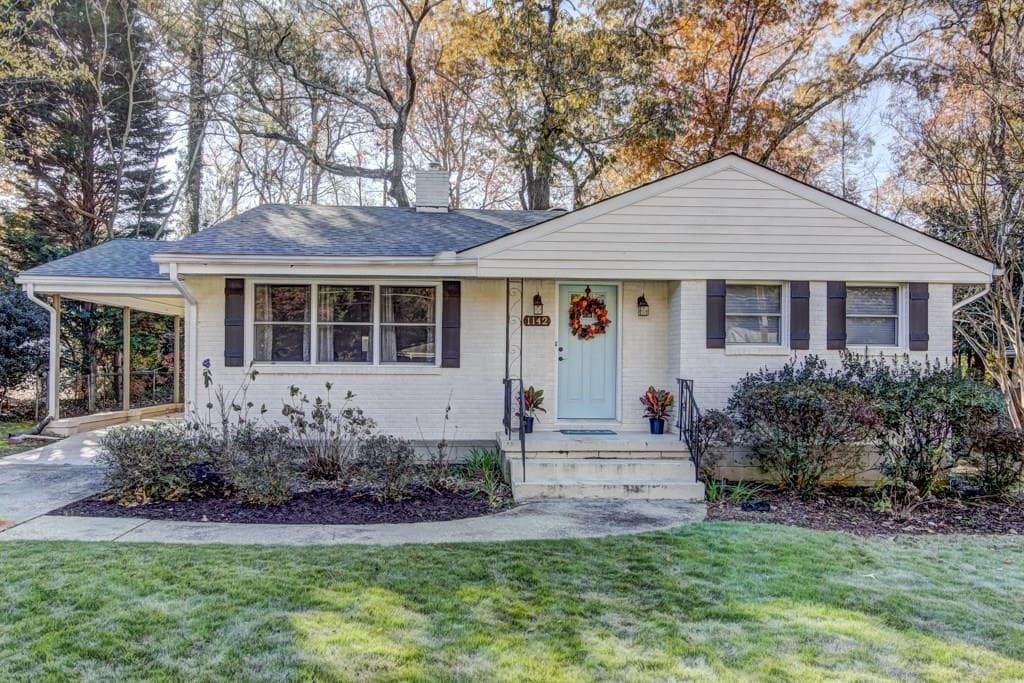 2 bedroom, 1,072 sq ft single family residence sold at 1142 Pinedale Drive, Smyrna, GA 30080