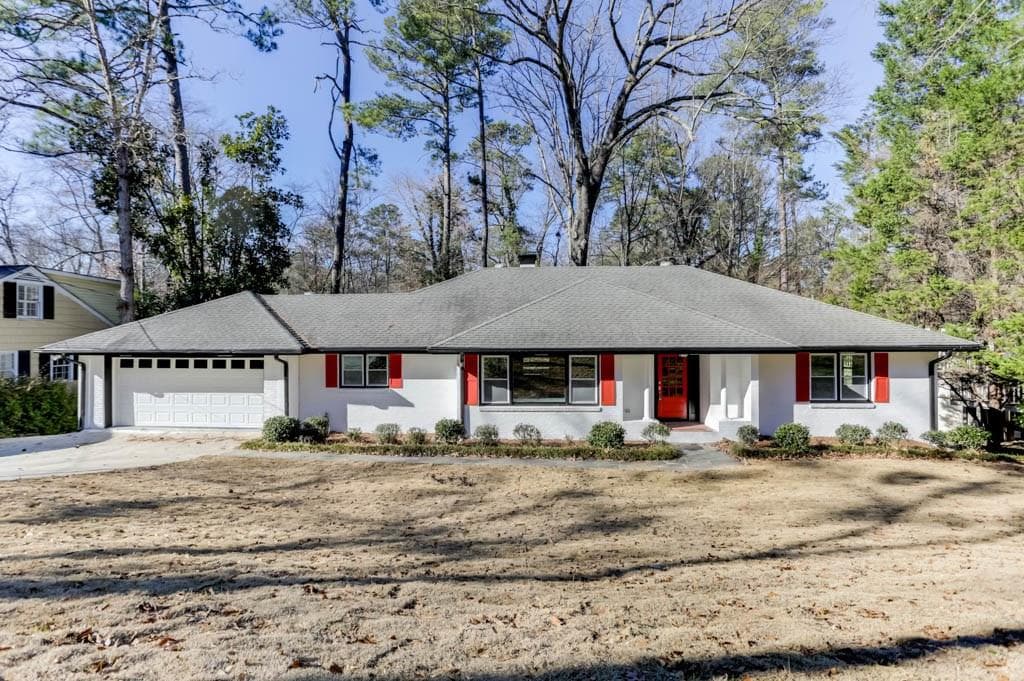 4 bedroom, 4,200 sq ft single family residence sold at 2608 Brookdale Drive, Atlanta, GA 30305