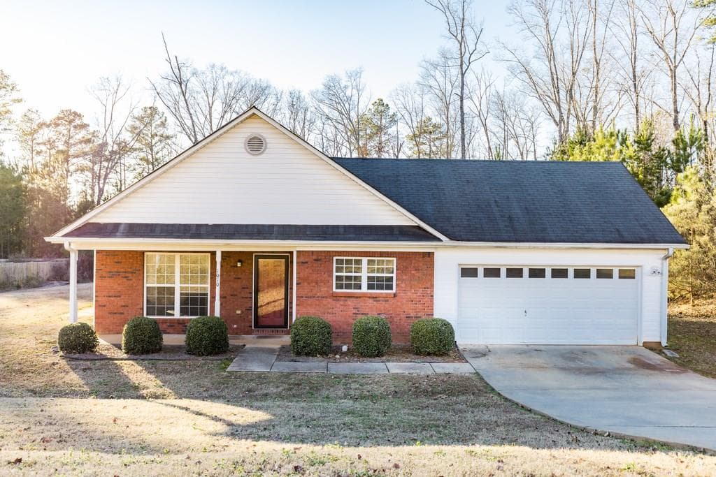 1010 LONGVIEW Trail, Griffin, GA 30223 — most recent listing photo