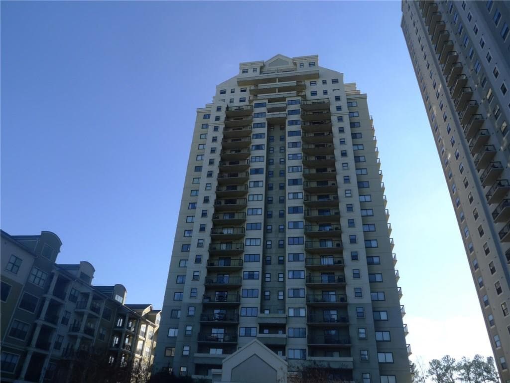 1 bedroom, 699 sq ft condominium sold at 795 Hammond Drive 902, Atlanta, GA 30328