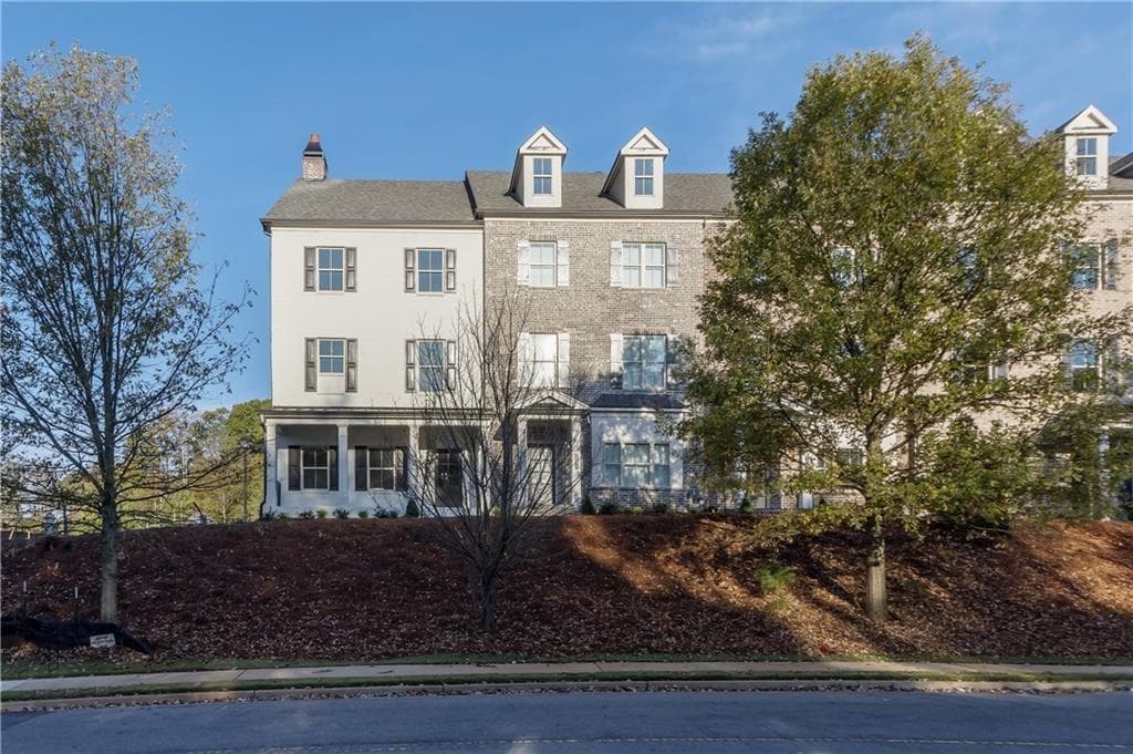 1910 Forte Lane 1, Alpharetta, GA 30009 — most recent listing photo