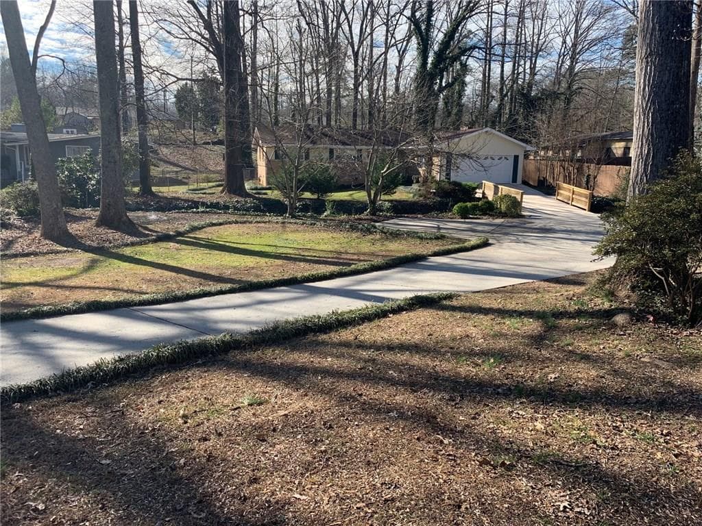 2610 Flintlock Lane, Marietta, GA 30008 — most recent listing photo
